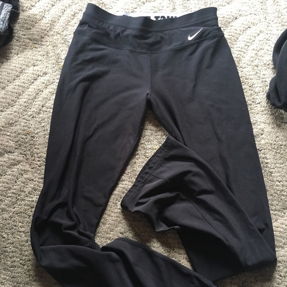 Nike Yoga Pants - Picture 1 of 4